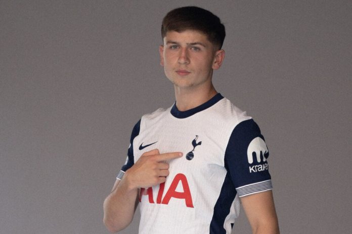 mikey-moore-reveals-his-initiation-song-choice-and-which-tottenham-star-got-booed