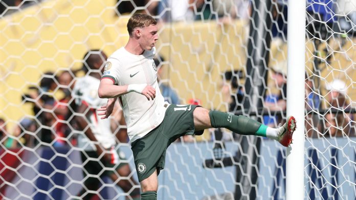 cole-palmer-kicks-post-in-anger-and-rages-at-chelsea-teammate-after-being-denied-certain-goal