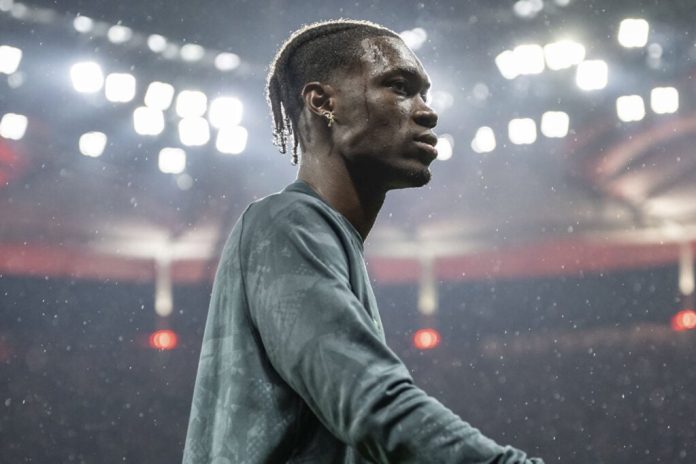tottenham-hotspur-hold-talks-with-juventus-over-potential-midfield-swap-deal