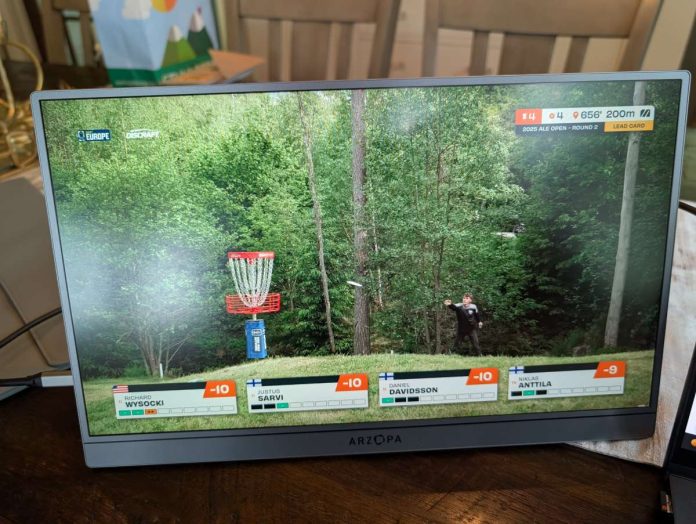 arzopa-z1fc-gray-16.1”-144hz-portable-gaming-monitor-review-–-the-gadgeteer