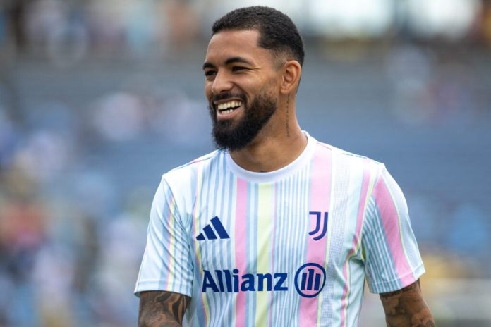 tottenham-circle-douglas-luiz-as-fabrizio-romano-provides-update-on-his-future