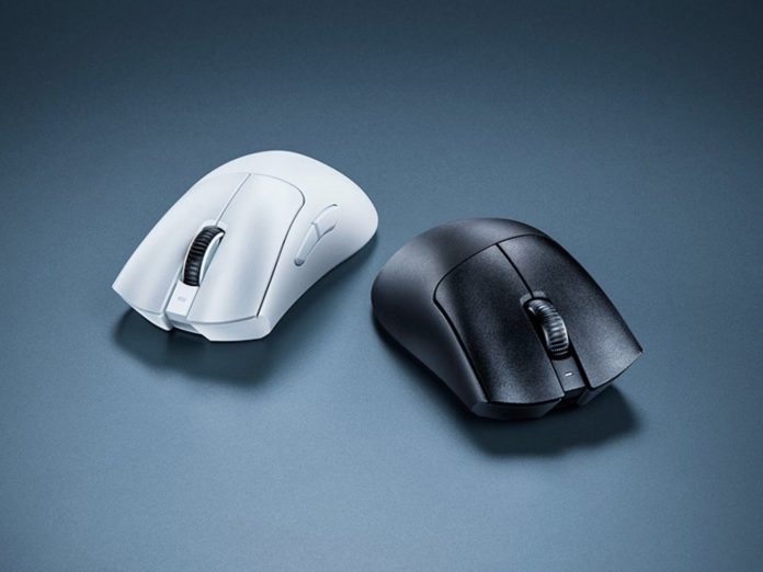 this-razer-wireless-ergonomic-gaming-mouse-is-over-40%-off-for-prime-day
