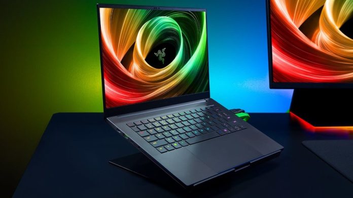 my-favorite-razer-gaming-laptop-is-up-to-$400-off-right-now