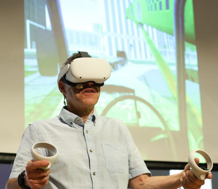 how-ai-virtual-reality-gaming-is-solving-the-factory-worker-shortage
