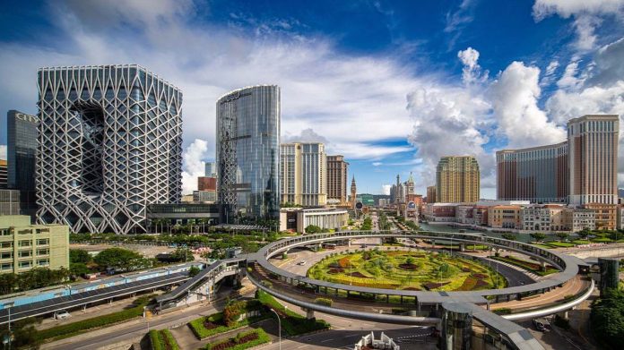 macau-gaming-tax-revenue-hits-$5.59-billion-in-first-half-of-2025-|-yogonet-international