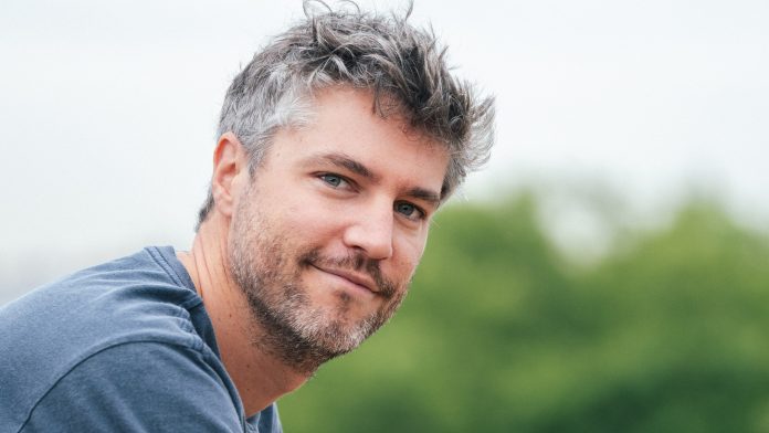 after-leaving-ubisoft-to-launch-an-anime-avatar-ai/nft-startup,-yves-guillemot