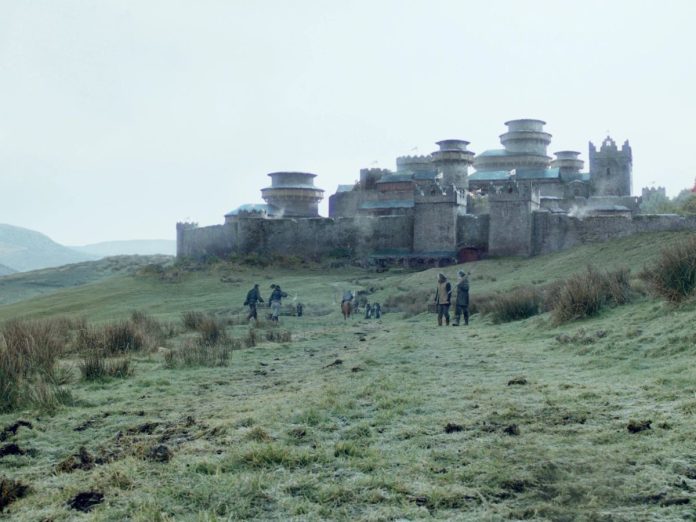 this-player-manages-to-rebuild-winterfell-in-just-three-hours-in-an-unexpected-video-game