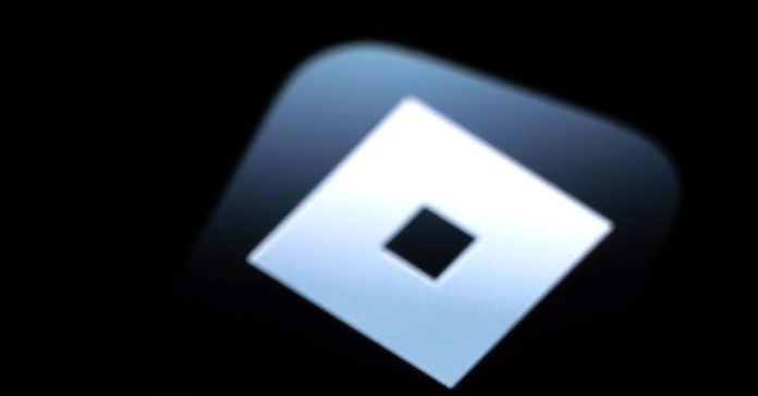roblox’s-new-age-verification-feature-uses-ai-to-scan-teens’-video-selfies