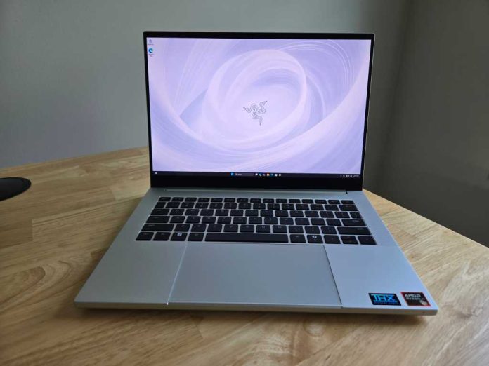 tested:-this-razer-laptop-changed-how-i-think-about-portable-gaming