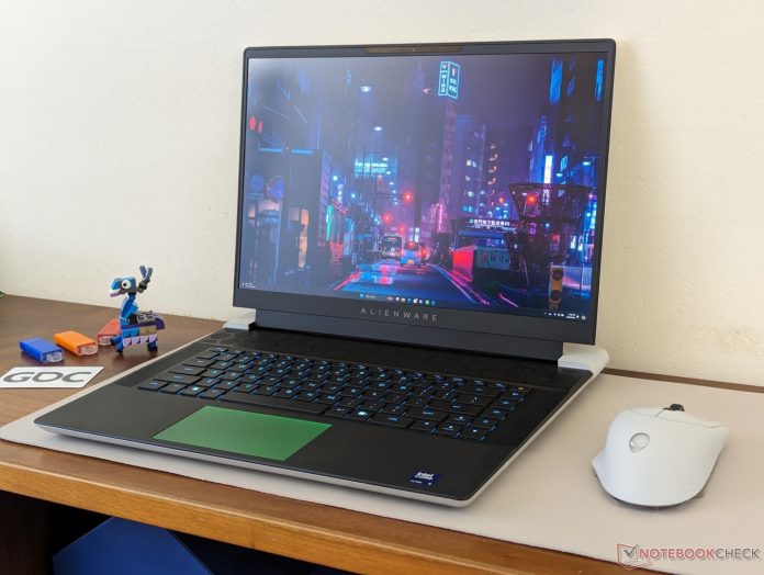 the-slim-alienware-x16-r2-gaming-laptop-with-rtx-4080-gpu-is-at-its-lowest-sale-price-yet