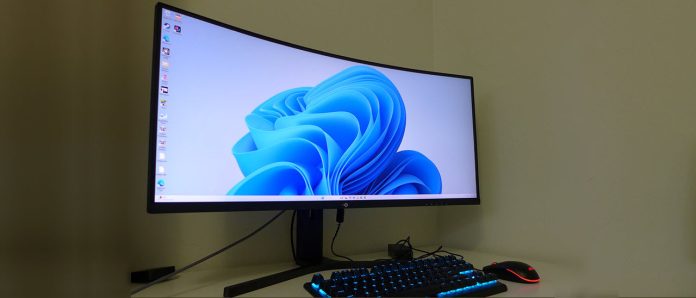 titan-army-c34a1r-34-inch-wqhd-165-hz-gaming-monitor-review:-ultra-wide,-ultra-value