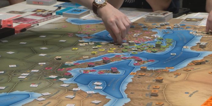 hundreds-enjoy-tabletop-games-at-nea-game-fest