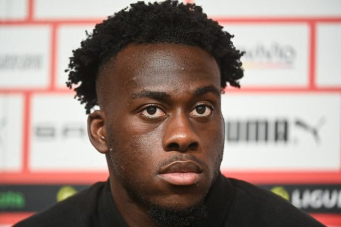 tottenham-locked-in-four-way-transfer-fight-for-26m-striker,-as-nottingham-forest-rival