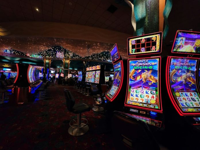 pennsylvania-gaming-control-board-slaps-fanduel,-rivers-casino-with-fines