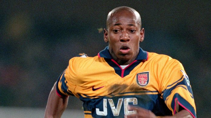 sporting-man-signed-for-arsenal-just-in-time-for-28-year-trophy-first