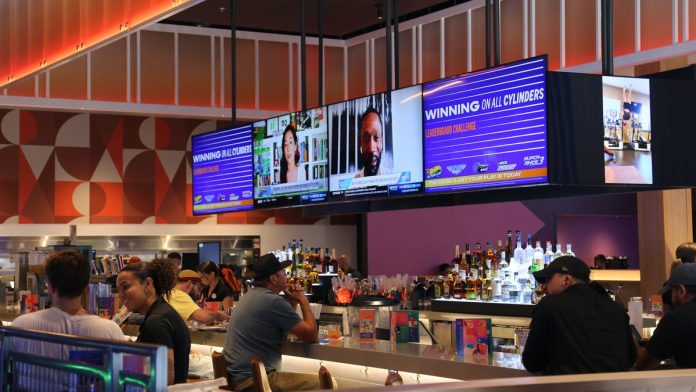 reno’s-1st-dave-&-buster’s-honors-free-games-for-a-year-as-hundreds-line-up