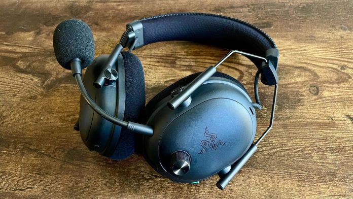 razer-blackshark-v3-pro-gaming-headset-review-–-reaching-new-heights