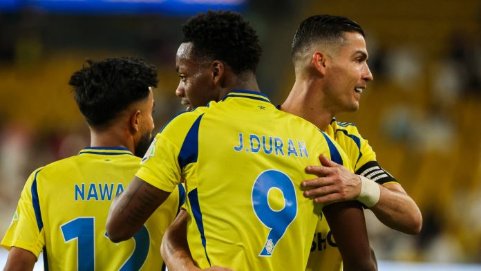 manchester-united-reject-chance-to-sign-striker-who-quit-premier-league-to-be-cristiano-ronaldo’s-teammate
