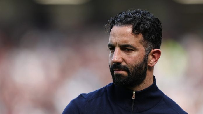 man-united-told-to-avoid-signing-16-goal-premier-league-striker-as-replacement-for-rasmus-hojlund