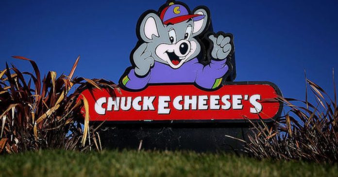 chuck-e.-cheese-launches-chuck’s-arcade-with-10-locations-across-the-country