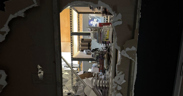 burglars-bust-through-wall-to-break-into-back-in-the-game-video-game-store-in-ashburn,-owner-says