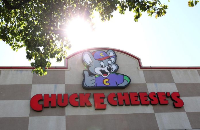 new-hampshire-mall-home-to-new-chuck-e.-cheese-‘adult-arcade’