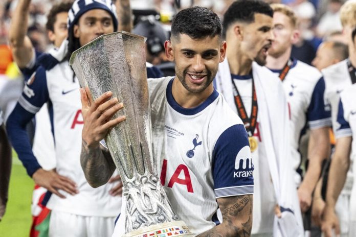 tottenham-fans-ridicule-atletico-madrid’s-‘ready-salted-crisps’-offer-for-cristian-romero
