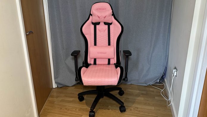 they-told-me-a-pink-couch-would-look-silly,-so-i-tried-a-pink-gaming-chair-instead