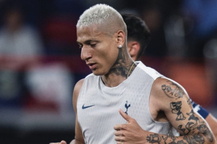 richarlison-engages-in-funny-war-of-words-with-arsenal-star-following-tottenham-win