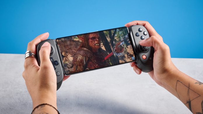 i-already-spend-way-too-much-time-playing-my-ps5-—-and-this-mobile-controller-just-made-things-a-whole-lot-worse
