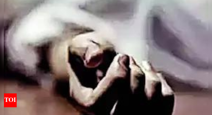 ‘7-hours-gaming,-4-hours-on-youtube’:-10-year-old-dies-by-suicide-in-nangloi;-police-suspect-screen-addiction,-mental-distress-|-delhi-news-–-times-of-india
