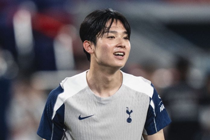 heung-min-son-gives-parting-advice-to-yang-min-hyeok-at-tottenham