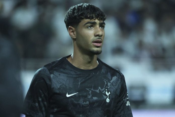 tottenham-hand-george-abbott-a-higher-loan-after-impressing-in-league-two