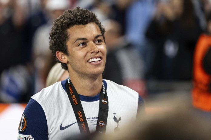 brennan-johnson-reveals-one-thing-he-realised-about-tottenham-back-in-late-may