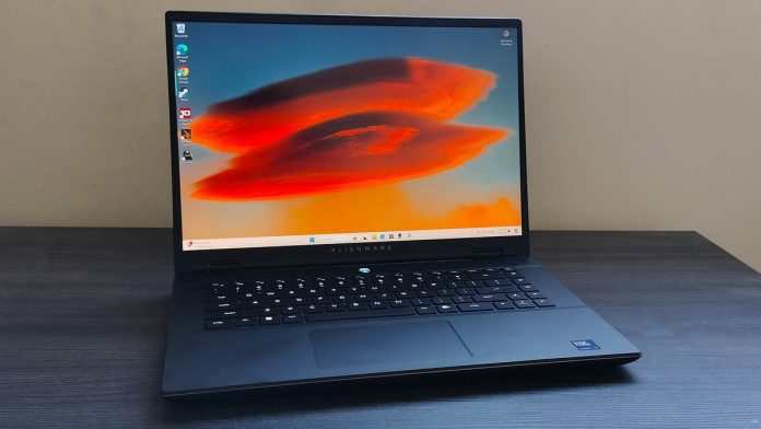 why-i-still-recommend-this-2024-dell-laptop-for-work-and-productivity-–-even-though-it's-for-gamers