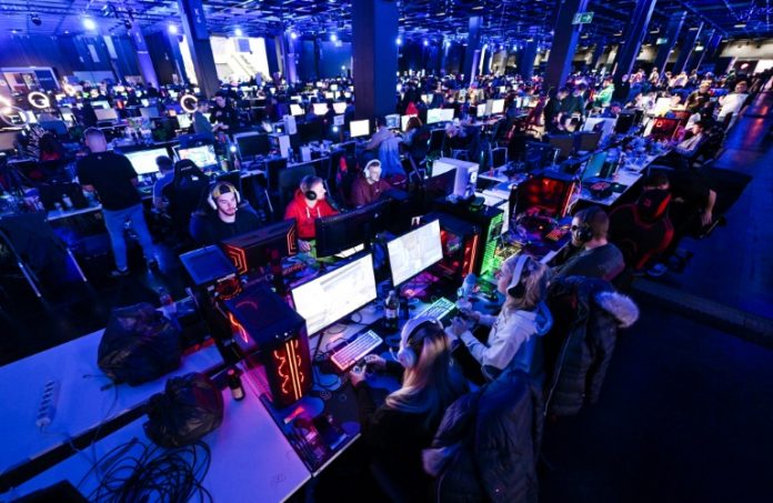 games-industry-in-search-of-new-winning-combo-at-gamescom-2025