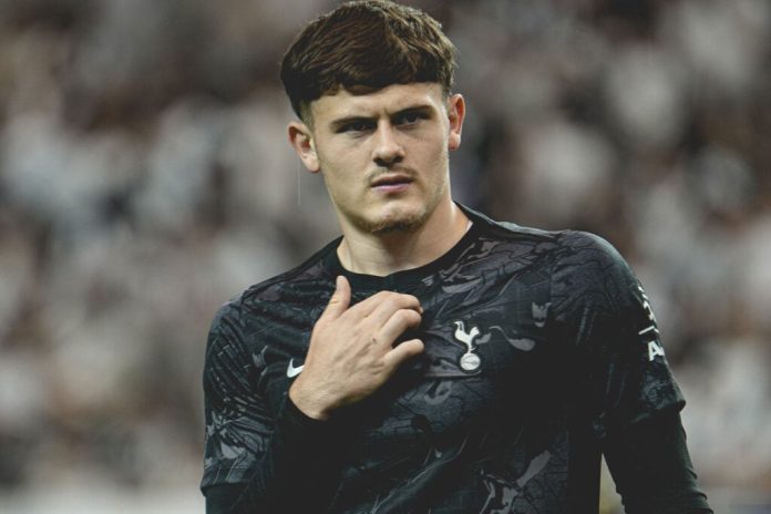 watch-will-lankshear-score-first-oxford-united-goal-just-two-games-into-tottenham-loan