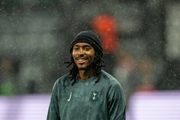 djed-spence-posts-brutal-dig-at-mohammed-kudus-from-tottenham-training-challenge