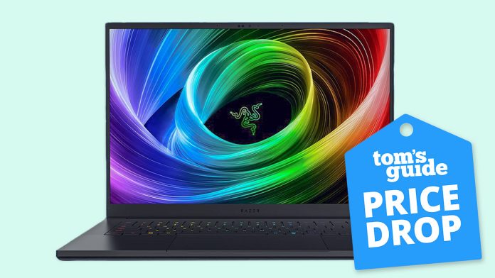 score!-razer-just-slashed-the-blade-18-gaming-laptop-by-$700-in-epic-sale