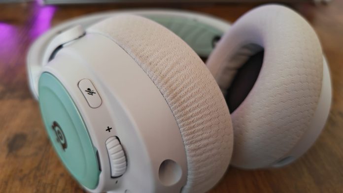 my-gaming-headset-needed-a-simple-ear-cushion-replacement,-but-steelseries-broke-my-brain-with-color-options-instead