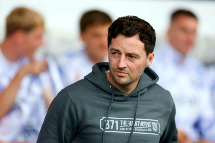 watch-former-tottenham-coach-ryan-mason-earn-a-red-card-in-west-brom-draw