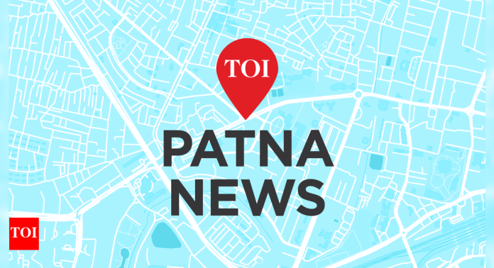 police-raid-illegal-gaming-dens-in-patna,-arrest-17-|-patna-news-–-times-of-india