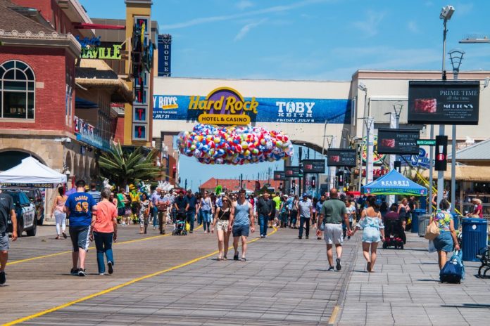new-jersey-benefiting-from-gambling-industry’s-good-summer,-higher-taxes