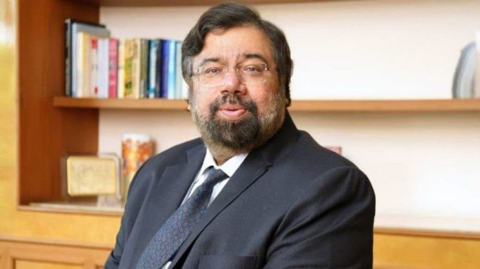 harsh-goenka-slams-real-money-gaming-ban;-says-‘don’t-kill-it’,-‘regulate-it’
